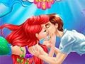 Peli Ariel And Prince Underwater Kissing