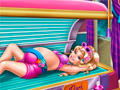 Peli Pregnant Princess Tanning Solarium