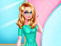 Peli Girl Groceries Shopping
