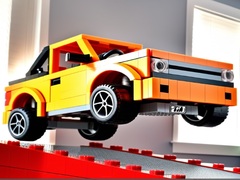 Peli Crash Stunt Jumps